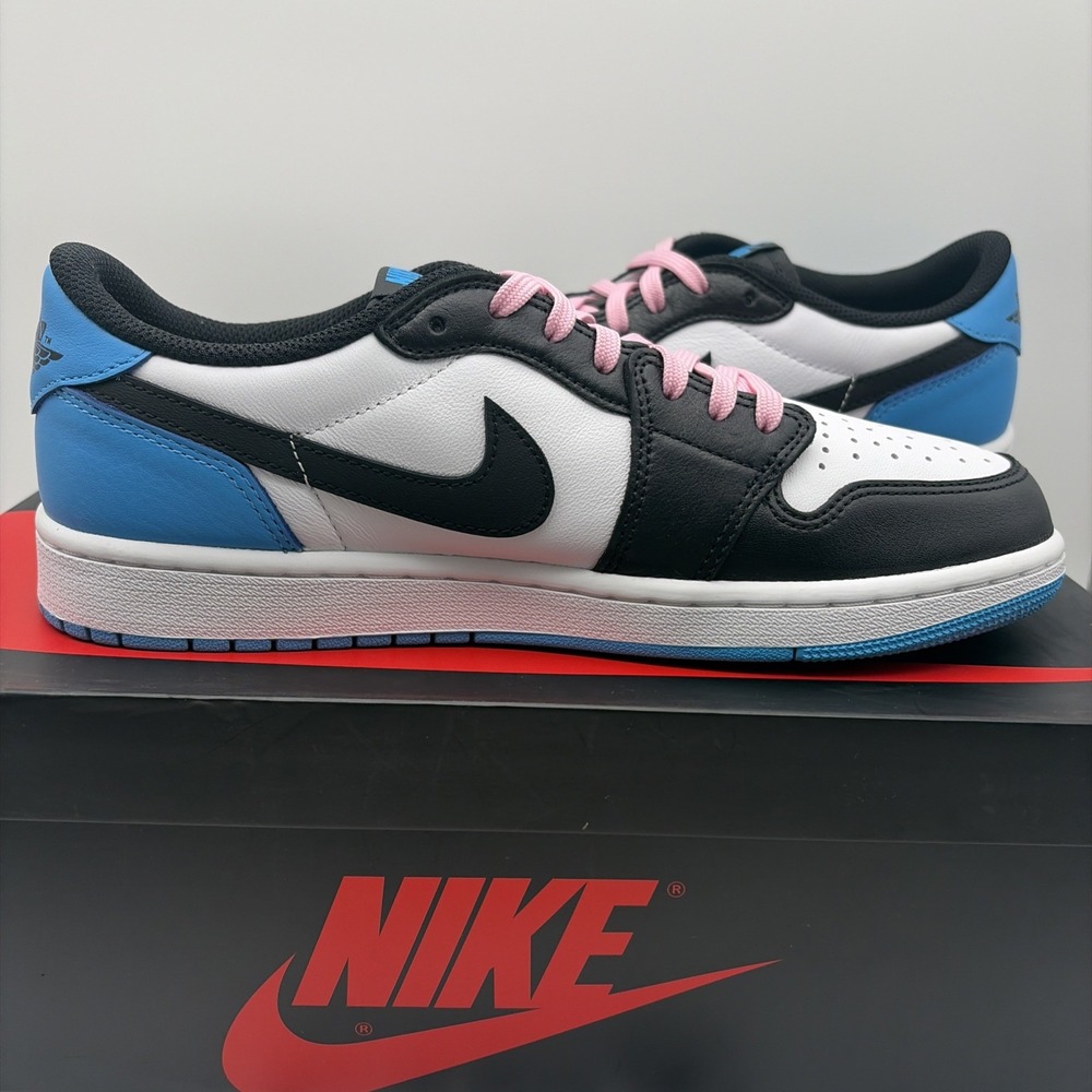 Size 9- Air Jordan 1 Retro Low OG White, Powder Blue (CZ0790-104) - Picture 7 of 11